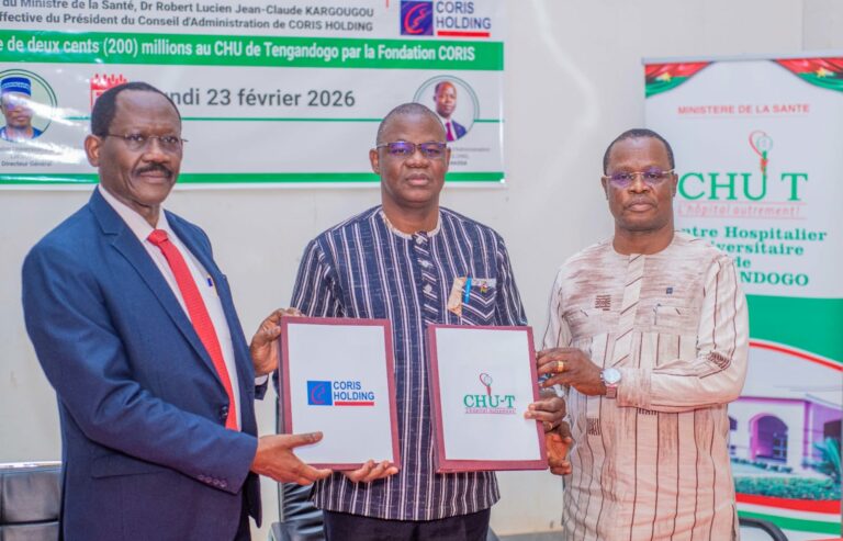 Signature de convention avec le CHU-T